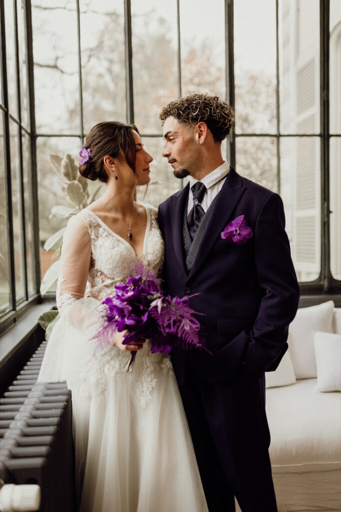 Améthyste – La villa des hêtres pourpres LE COUPLE DE MARIÉS SUR LE THÈME AMETHYSTE